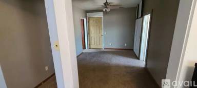 Main picture of 117 E Bryan St