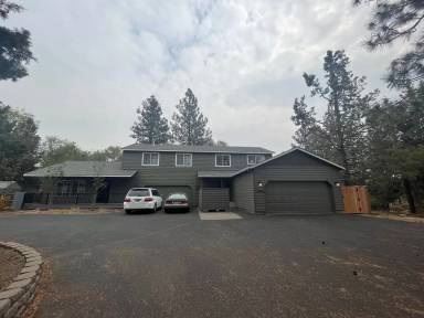 Main picture of 2040 NW Harriman St