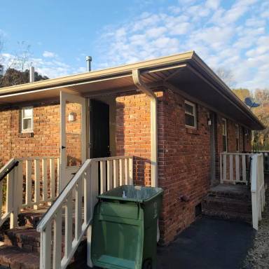 Main picture of 8753 Greenhill Rd