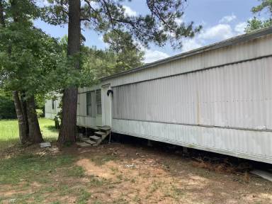 Main picture of 589 McCauley Rd