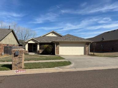 Main picture of 3005 Grant Rd