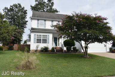 Main picture of 219 Kings Pointe Xing