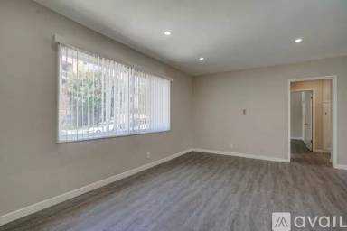 Main picture of 600 Kelton Ave