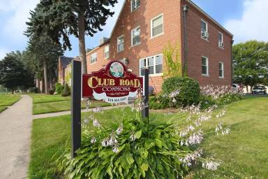Main picture of Club Rd Commons