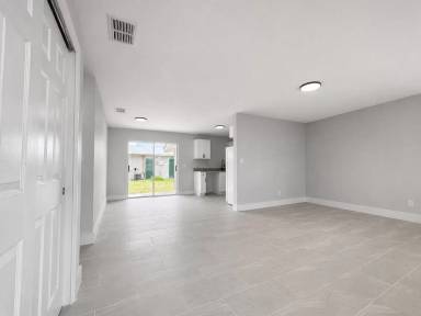 Main picture of 5422 9th Ave