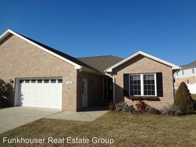 Main picture of 2240 Lake Terrace Dr