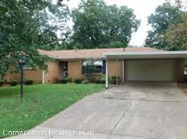 Main picture of 3301 S 41st St