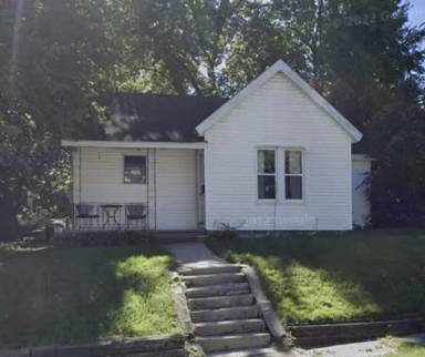Main picture of 518 E 3rd St