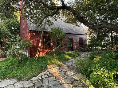 Main picture of 805 Trenton St