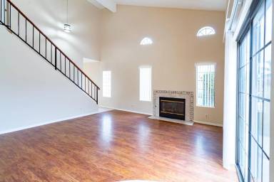 Main picture of 18412 Patterson Ln