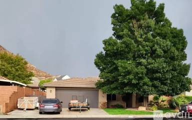 Main picture of 1113 S Castle Stone Cir