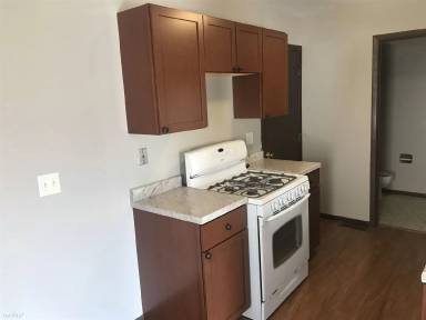 Main picture of 310 Farmingdale Cir