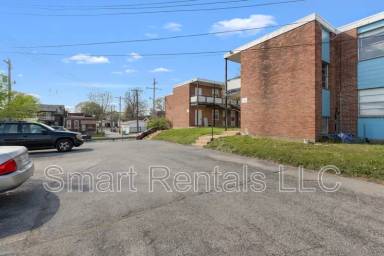 Main picture of 3100 Arsenal St