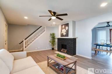 Main picture of 255 S Princeton Ave