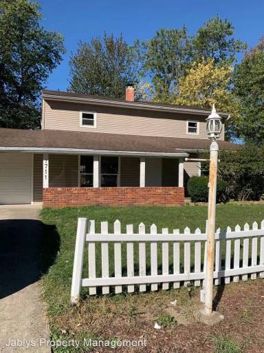 Main picture of 1711 S Lindell Dr