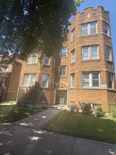 Main picture of 6920 S Vernon Ave