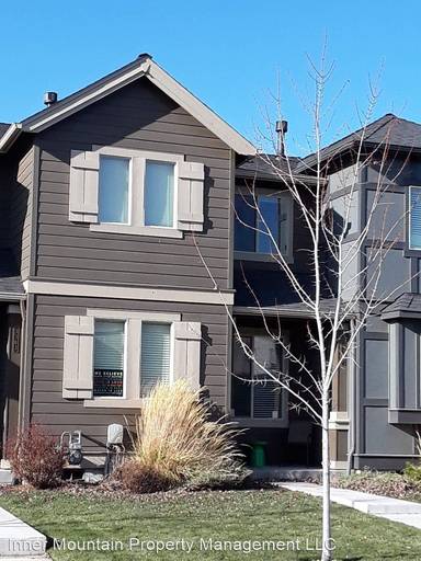 Main picture of 3343 SW 28th St
