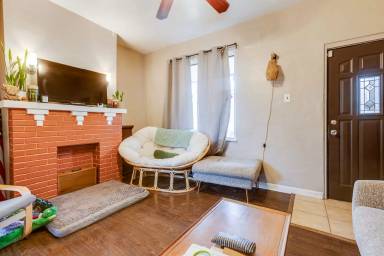 Main picture of 1323 Virginia Ave