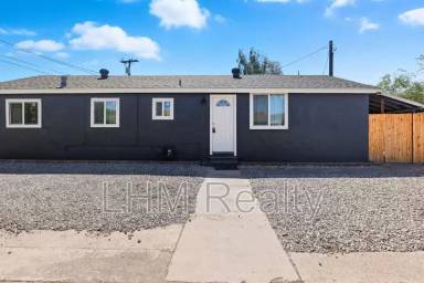 Main picture of 436 S Oregon St
