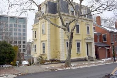 Main picture of 296 Benefit St