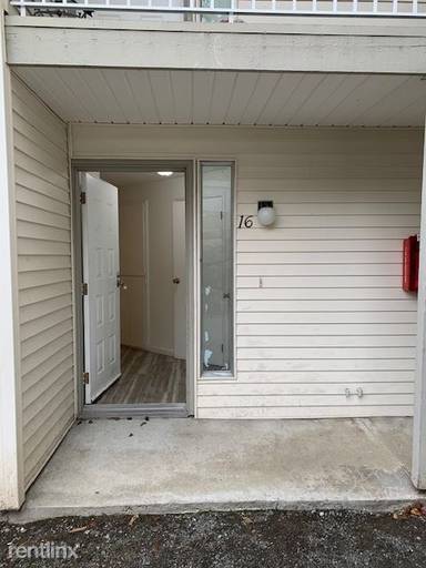 Main picture of 2709 Lincoln Way