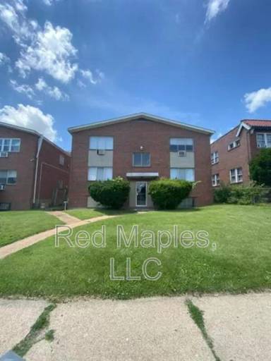 Main picture of 5784 W Florissant Ave