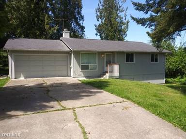 Main picture of 26726 NE Anderson St