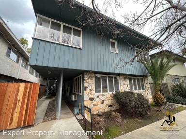 Main picture of 2715 O St