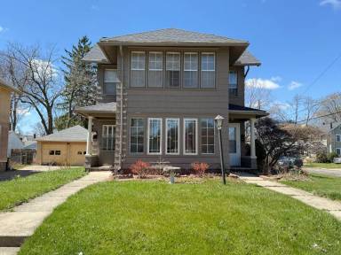 Main picture of 1000 S West Ave