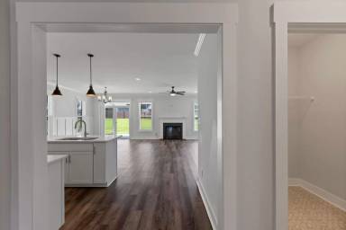 Main picture of 128 Chadwick Ct