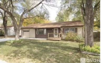 Main picture of 808 S Weaver St