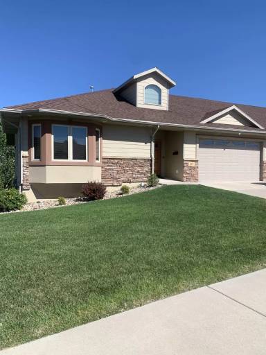 Main picture of 227 Enchantment Rd