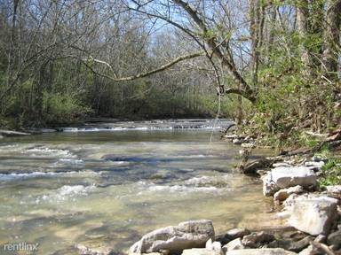 Main picture of 1075 Sellers Mill Rd