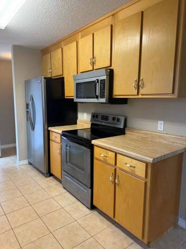 Main picture of 2369 Andorra St