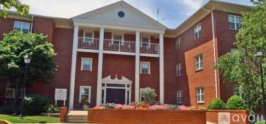 Main picture of 1225 Summit Ave