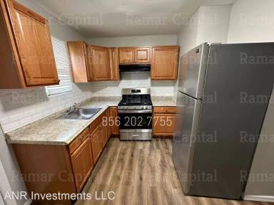 Main picture of 533 Mechanic St