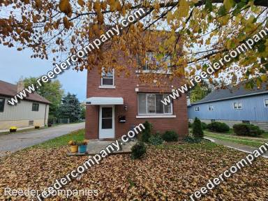 Main picture of 1649 Lake Ave