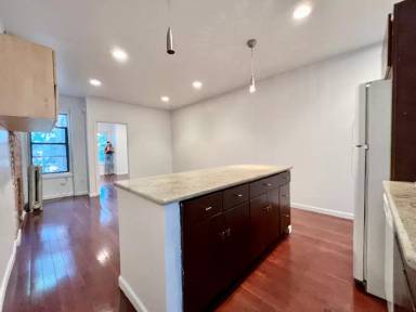 Main picture of 647-649 Prospect Place Apartments