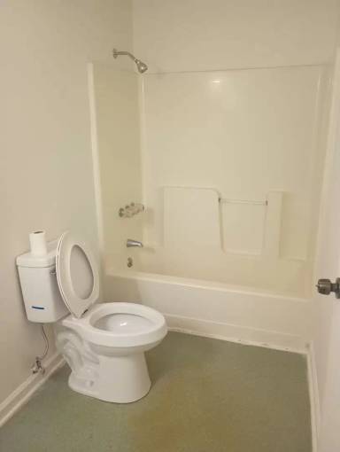 Main picture of 121 Gould Dr