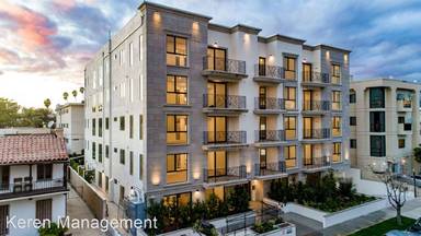 Main picture of 909 S Le Doux Rd