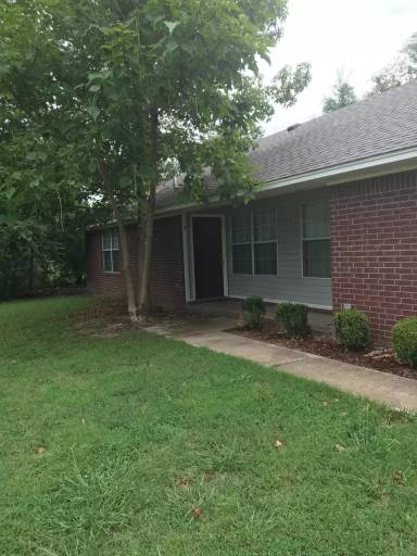 Main picture of 1319B Airport Rd