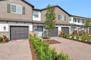 Main picture of 2344 Prickly Pear Way