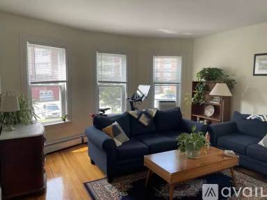 Main picture of 66 Chestnut St
