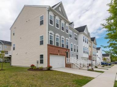 Main picture of 32424 Gaston Dr
