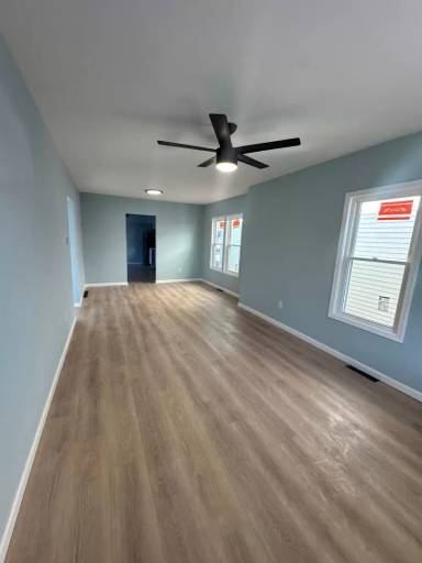 Main picture of 933 Cleveland Ave