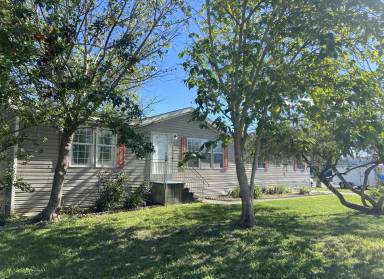 Main picture of 2011 Hickorywood Dr