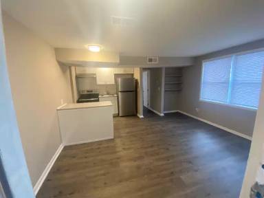 Main picture of 40 Pleasant Ave