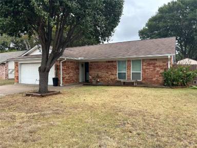 Main picture of 2609 N Casa Blanca Ct