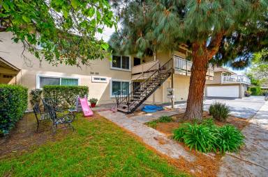 Main picture of 2732 W Aurora St