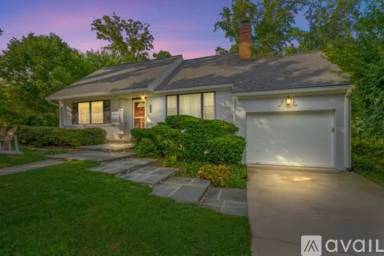 Main picture of 2913 Old Dominion Blvd
